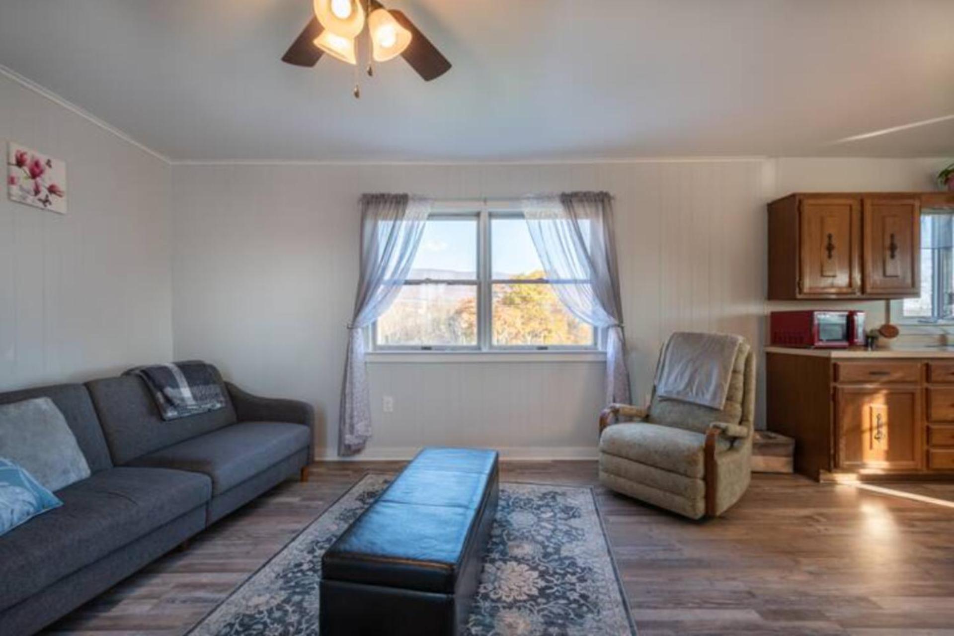 Oakbend Cottage + Fire Pit Newville 외부 사진