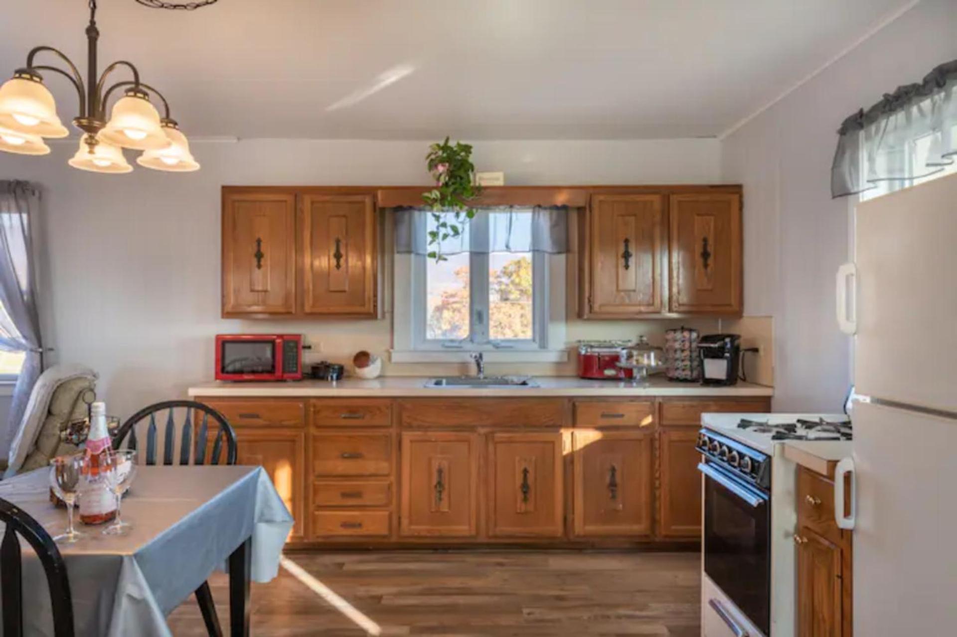 Oakbend Cottage + Fire Pit Newville 외부 사진