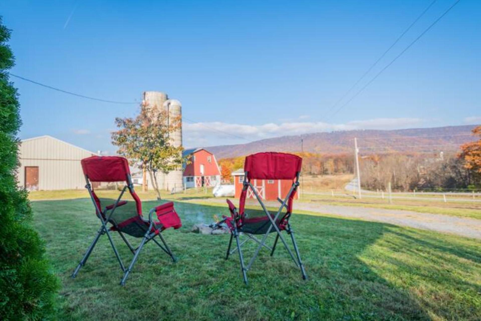Oakbend Cottage + Fire Pit Newville 외부 사진